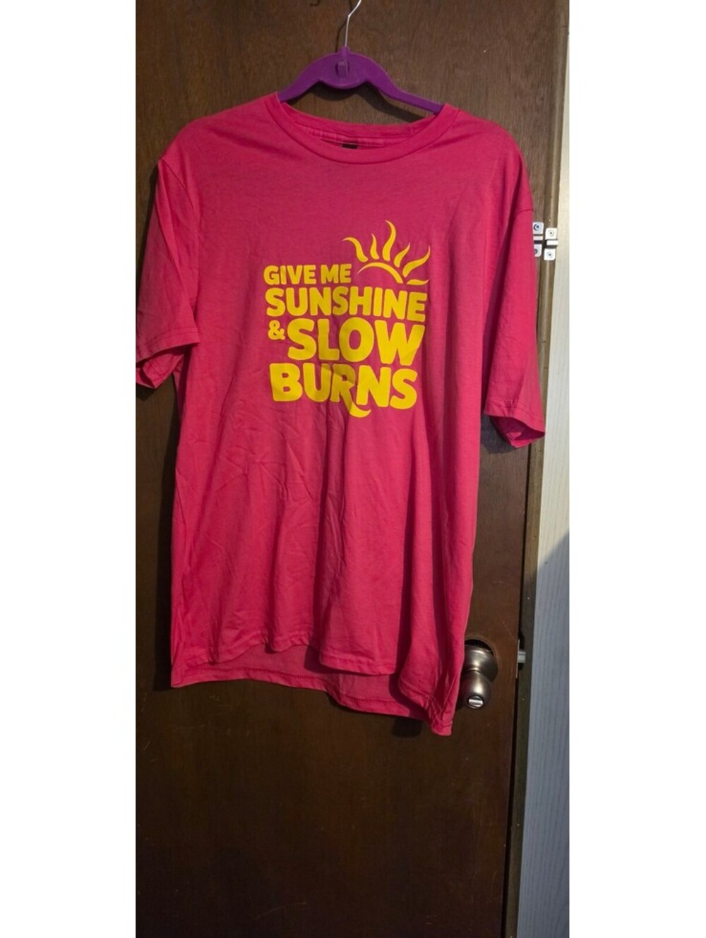 District Perfect Weight Red Graphic T-Shirt Size Large